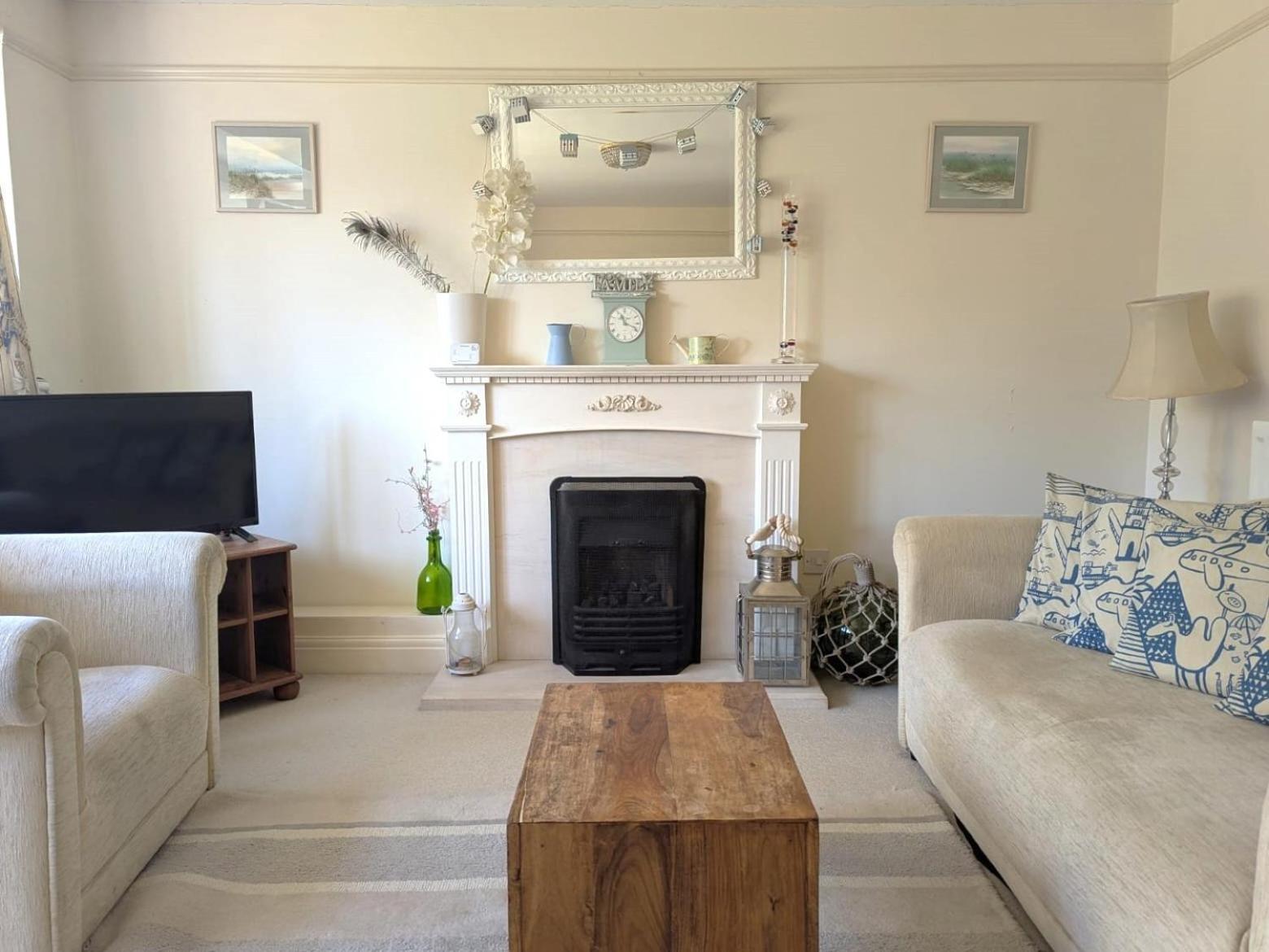 Georgian 2 Bedroom Apartment In Chichester With Free Parking - Chichester Holiday Properties Buitenkant foto