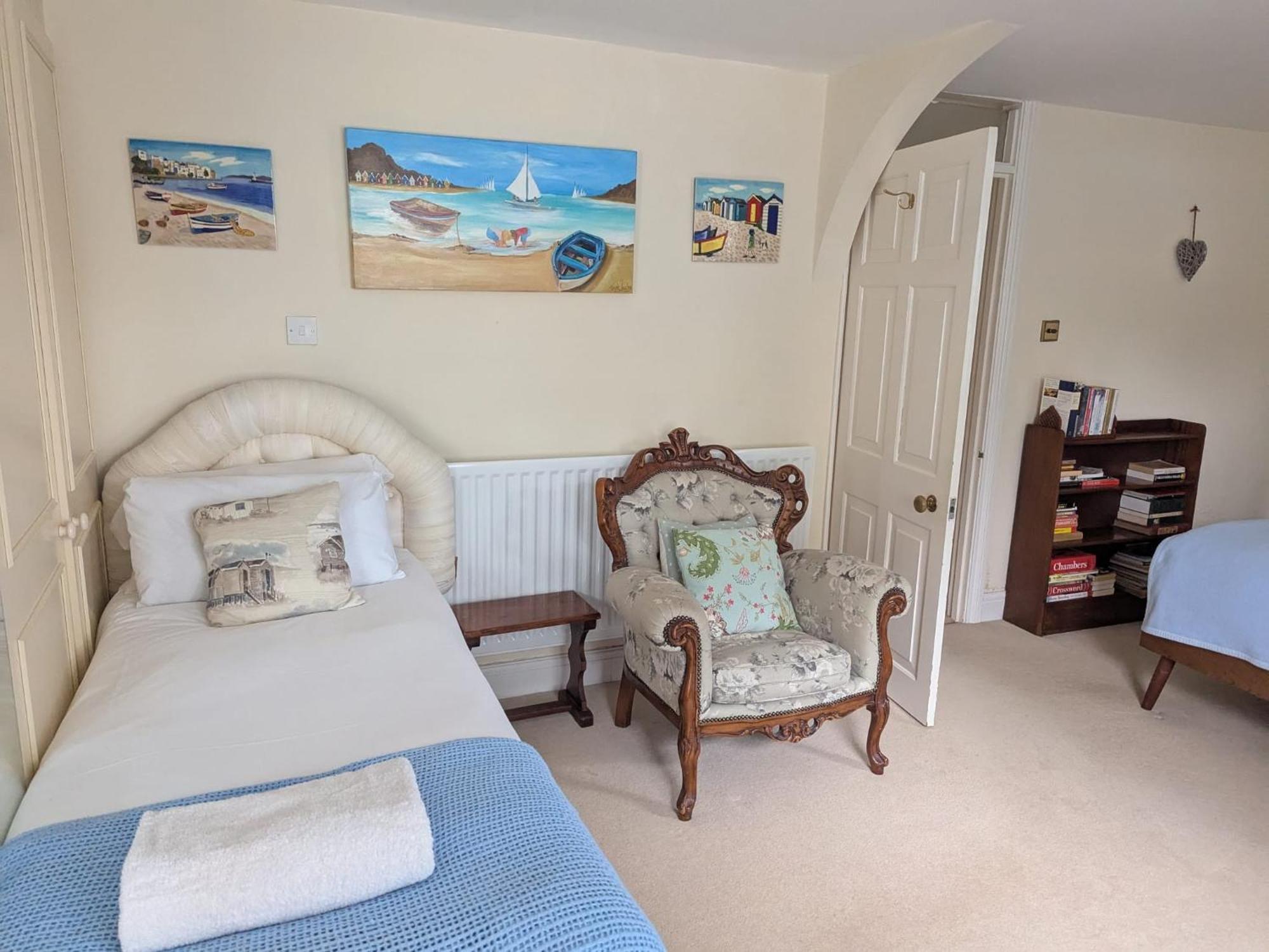 Georgian 2 Bedroom Apartment In Chichester With Free Parking - Chichester Holiday Properties Buitenkant foto